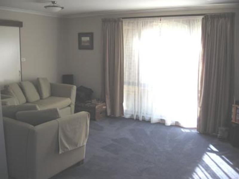 4 Canopus Crescent, Giralang ACT 2617