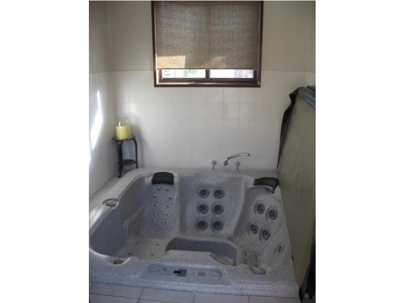 4 Canopus Crescent, Giralang ACT 2617