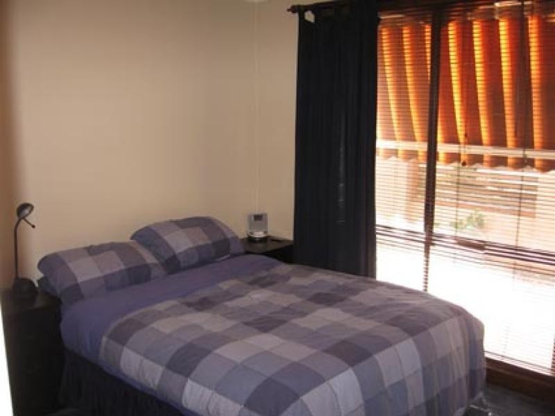 4 Canopus Crescent, Giralang ACT 2617