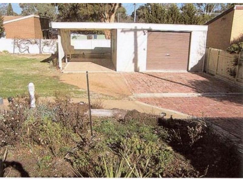 60 Staaten Crescent, Kaleen ACT 2617