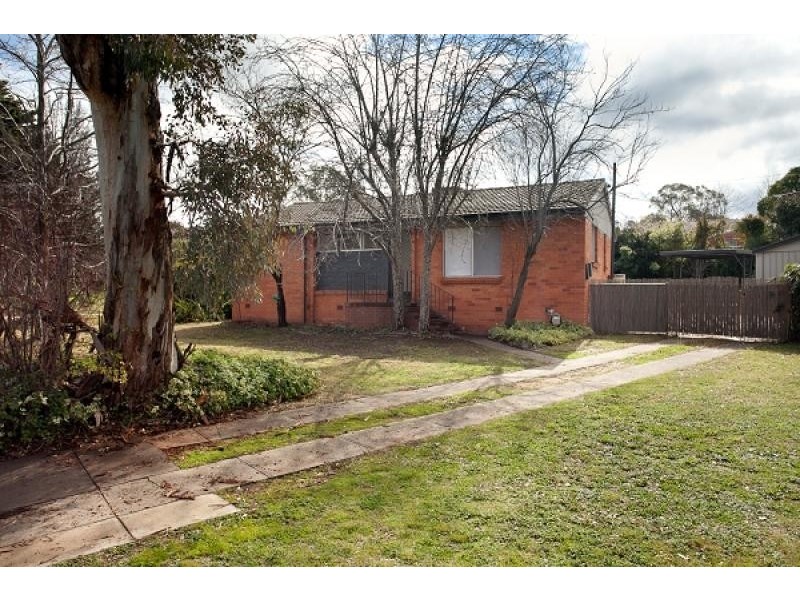 26 Bennelong Crescent, Macquarie ACT 2614