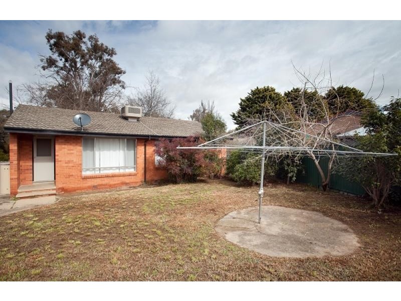 26 Bennelong Crescent, Macquarie ACT 2614
