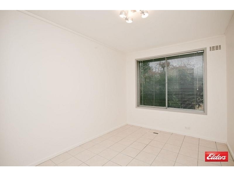 26 Bennelong Crescent, Macquarie ACT 2614