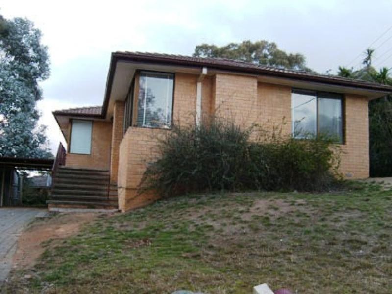 7 Douglass Place, Spence ACT 2615