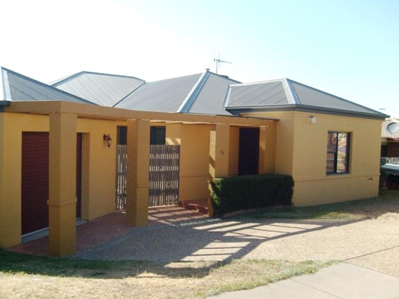 44 Amagula Avenue, Ngunnawal ACT 2913