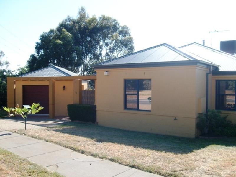 44 Amagula Avenue, Ngunnawal ACT 2913