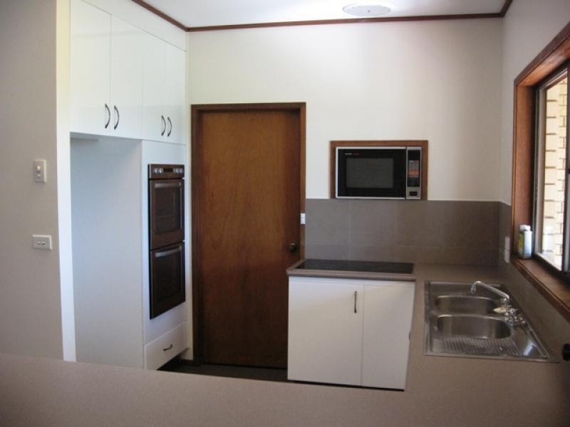 214 Kaveneys Road, Hall ACT 2618
