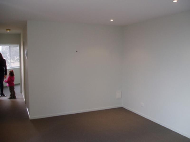 90 Hinder Street, Gungahlin ACT 2912