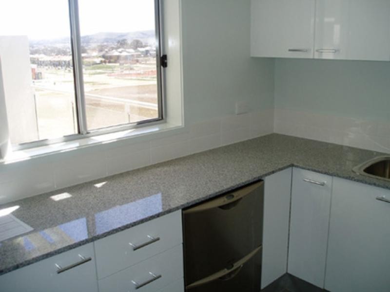 90 Hinder Street, Gungahlin ACT 2912