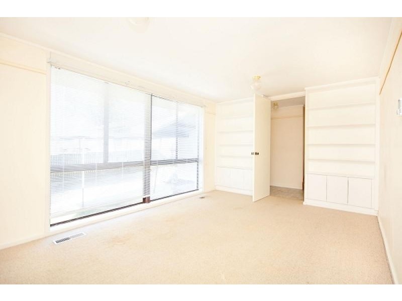 9 Slater Place, Evatt ACT 2617