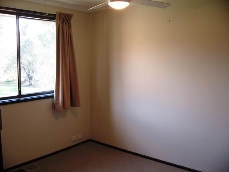 194 Dexter Street, Cook ACT 2614