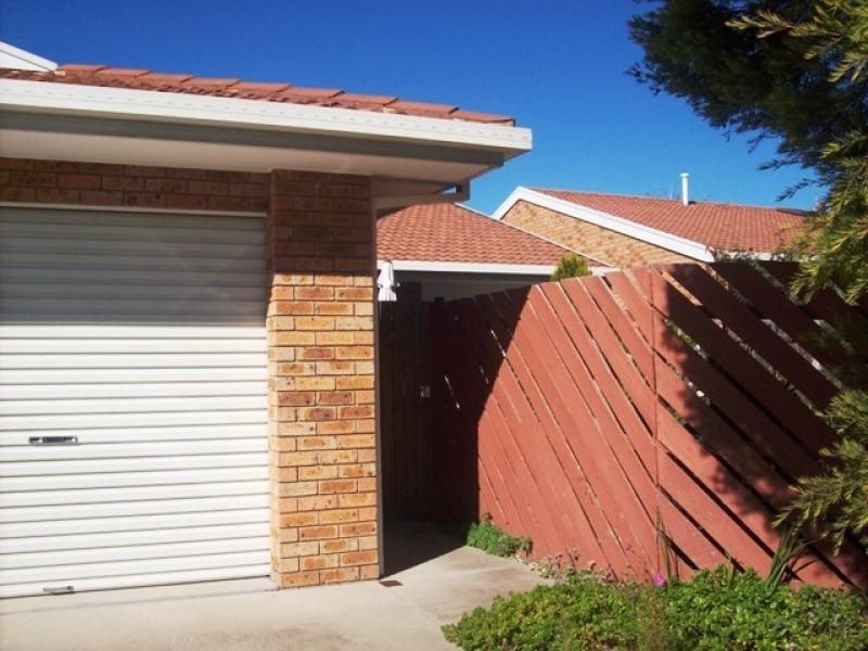 8/21 Cleeve Place, Gordon ACT 2906