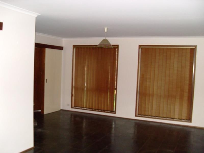 6 McArthur Place, Latham ACT 2615