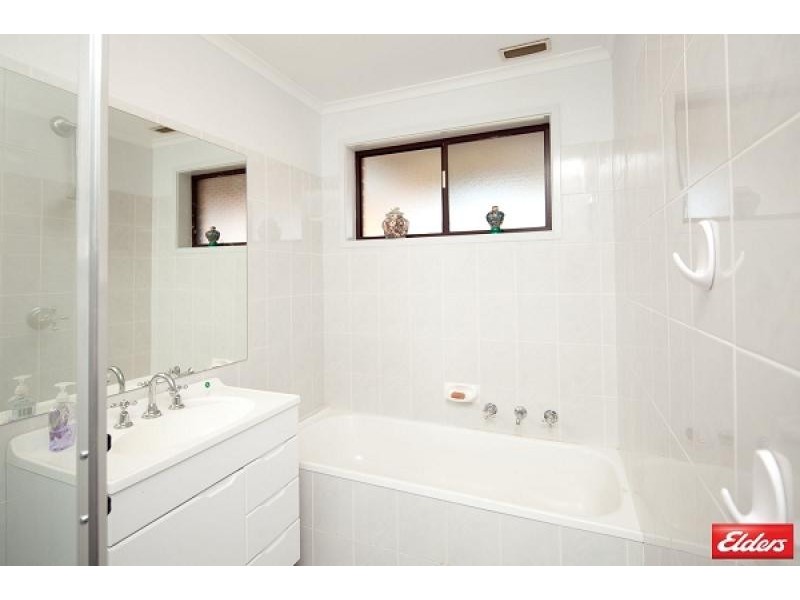 68 Ashkanasy Crescent, Evatt ACT 2617