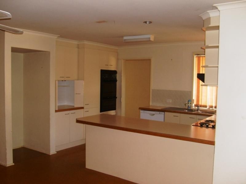 52 Redfern Street, Cook ACT 2614