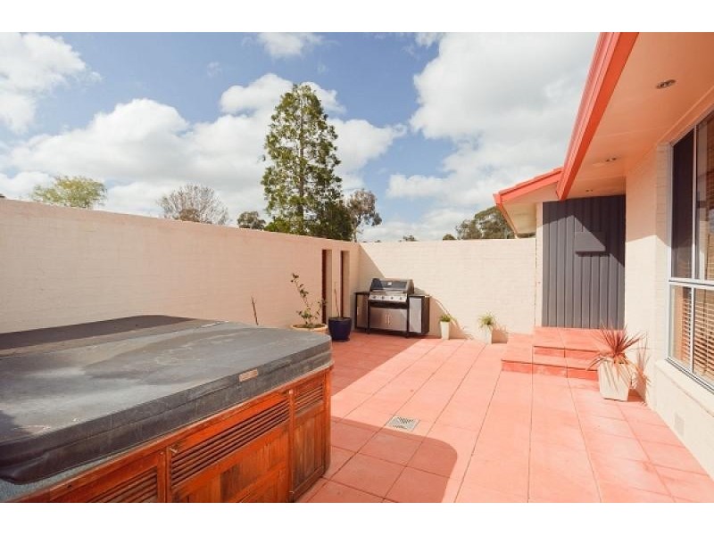 5 Affleck Place, Scullin ACT 2614