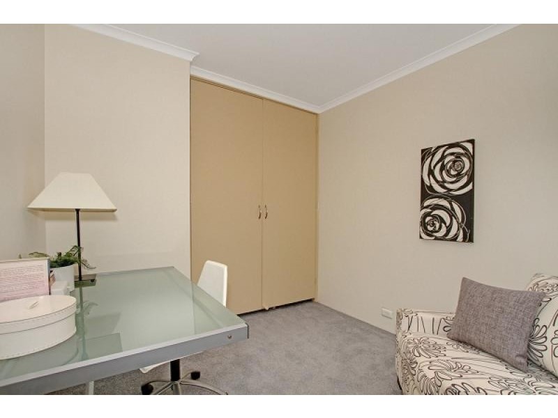 40 Gillespie Street, Weetangera ACT 2614