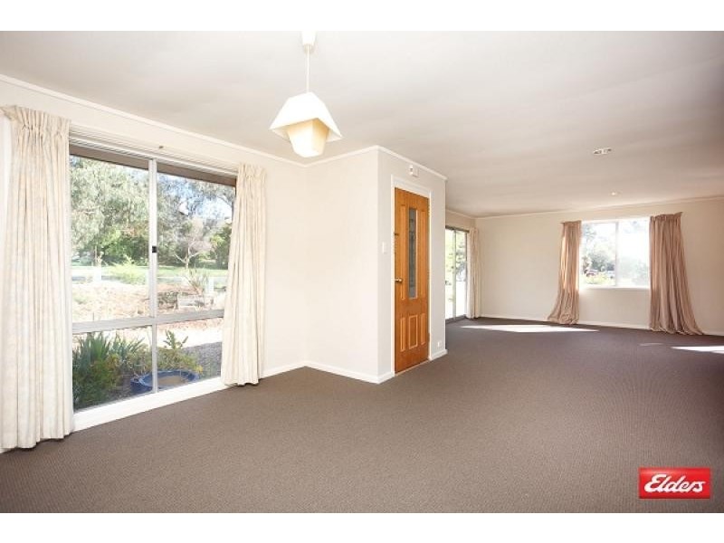 32 Elizabeth Crescent, Macquarie ACT 2614