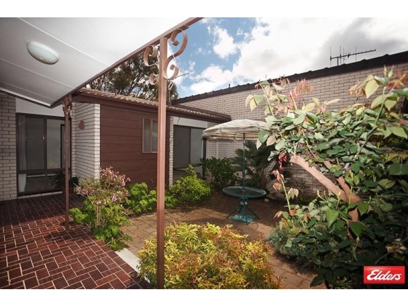 Unit 5 , 32 Teague Street, Cook ACT 2614