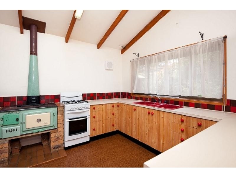8 North Place, Charnwood ACT 2615