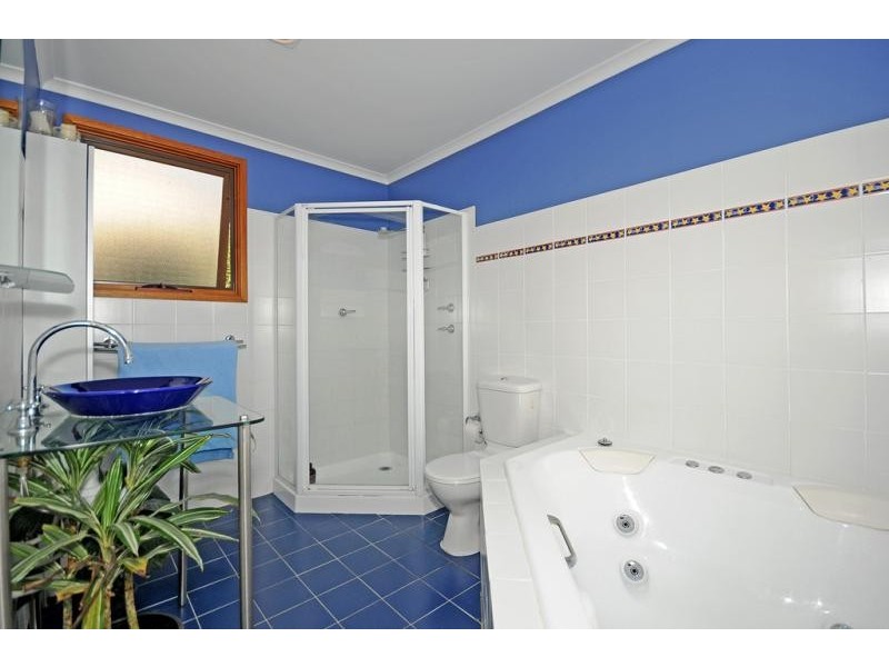 23 Kinleyside Crescent, Weetangera ACT 2614