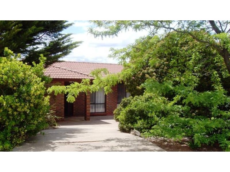 8 Monson Place, Mckellar ACT 2617