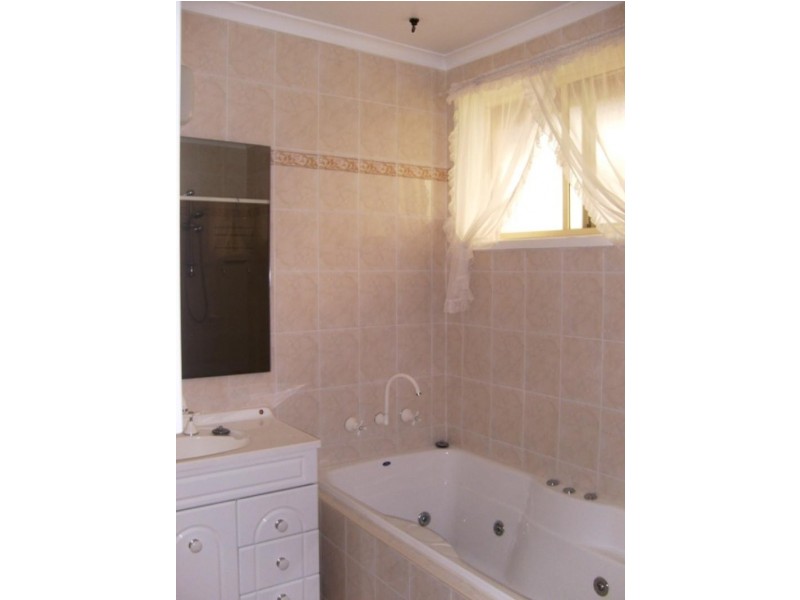 26 Cannan Crescent, Macgregor ACT 2615