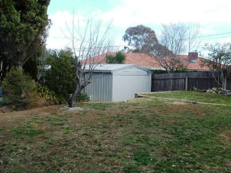 246 Southern Cross Drive, Latham ACT 2615