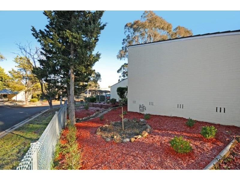 21 Geeves Court, Charnwood ACT 2615