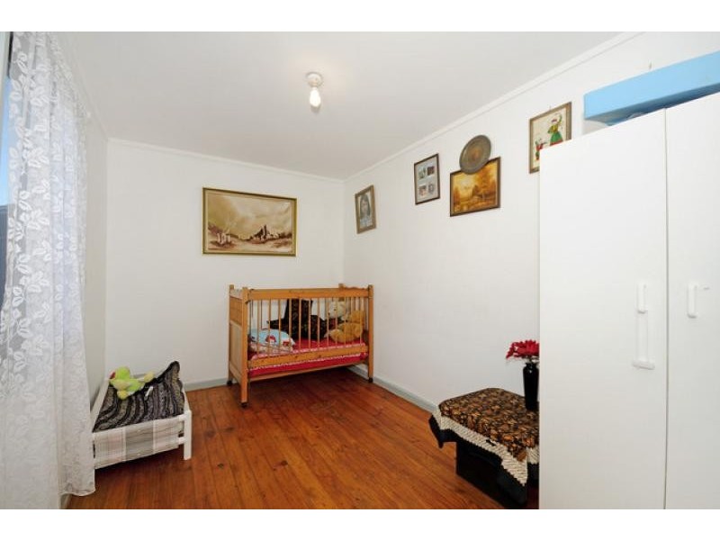 21 Geeves Court, Charnwood ACT 2615