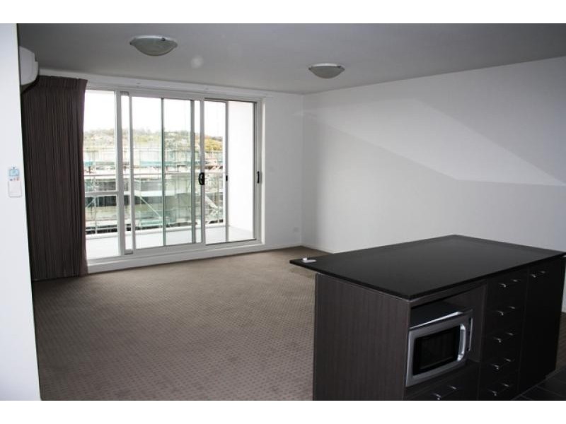 123/64 College Street, Belconnen ACT 2617