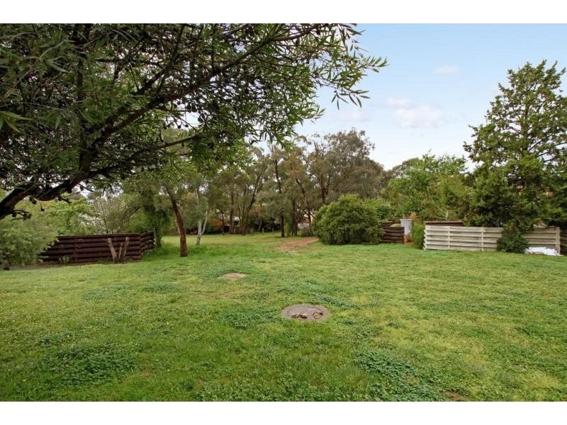 40 Gillespie Street, Weetangera ACT 2614