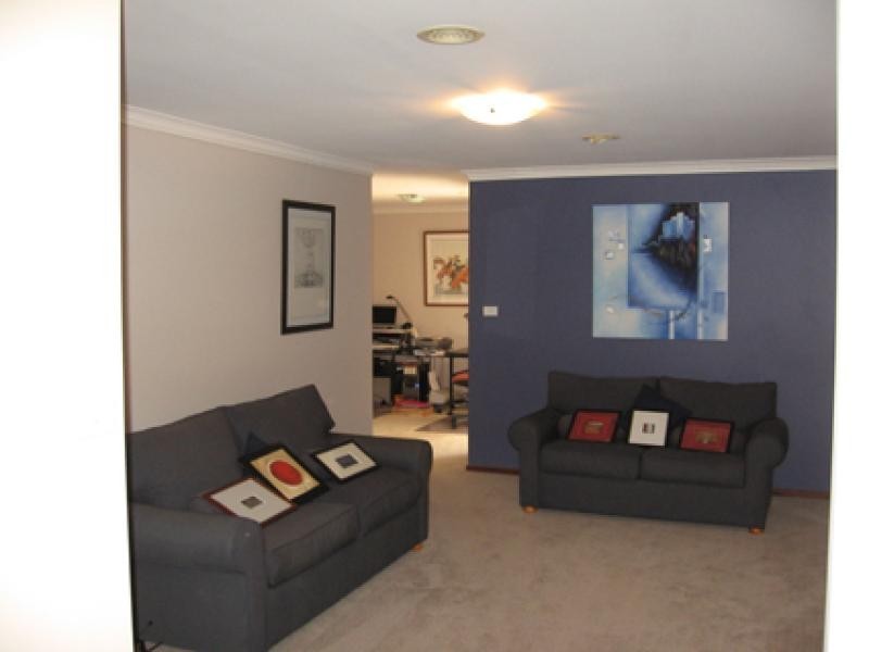 11 Shara Place, Ngunnawal ACT 2913