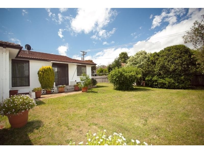 6 MCEACHERN CRESCENT, Melba ACT 2615