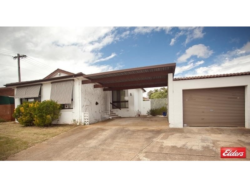 6 MCEACHERN CRESCENT, Melba ACT 2615