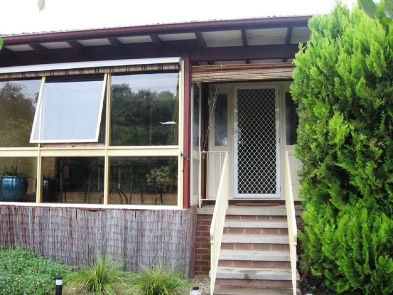 51 Wrenfordsley Place, Latham ACT 2615