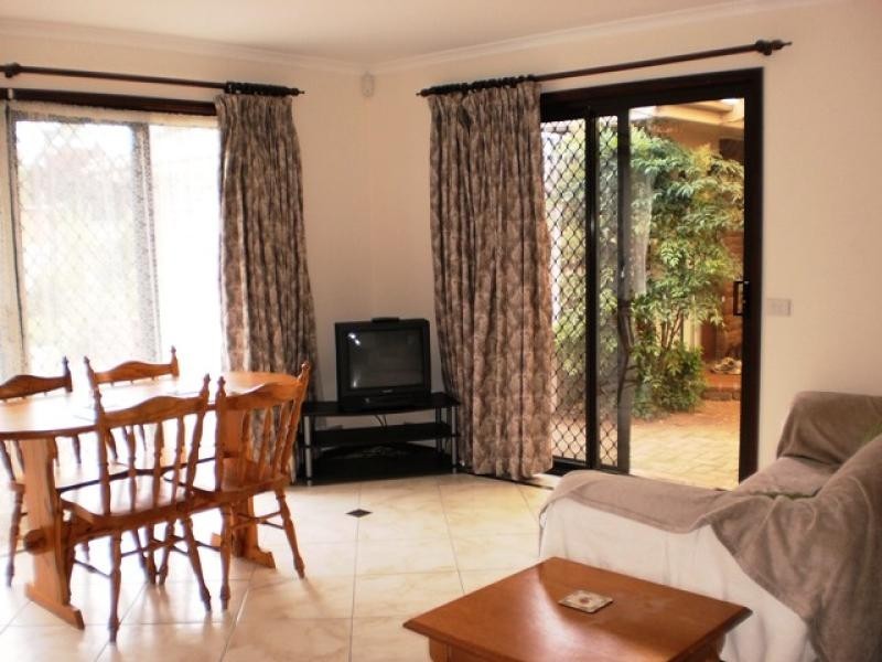 49a Ennor Crescent, Florey ACT 2615