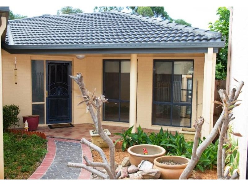 12 Lange Place, Bruce ACT 2617