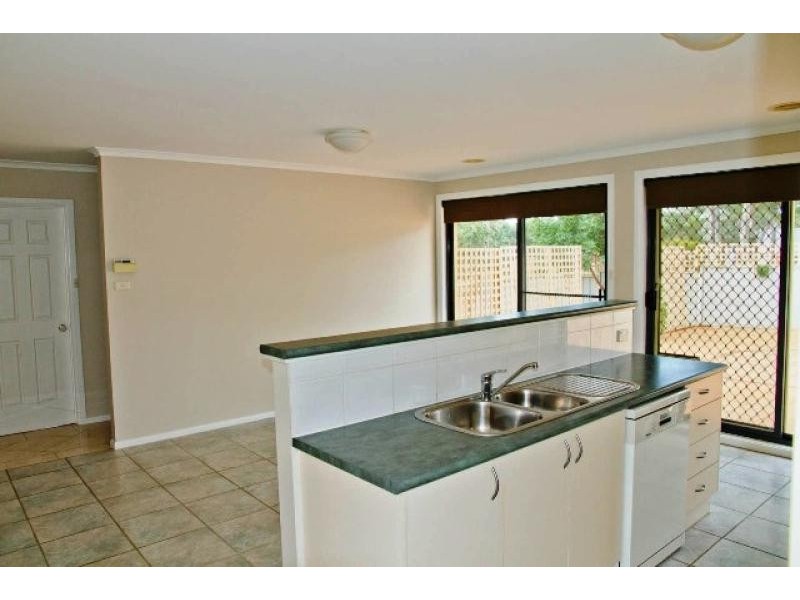 12 Lange Place, Bruce ACT 2617