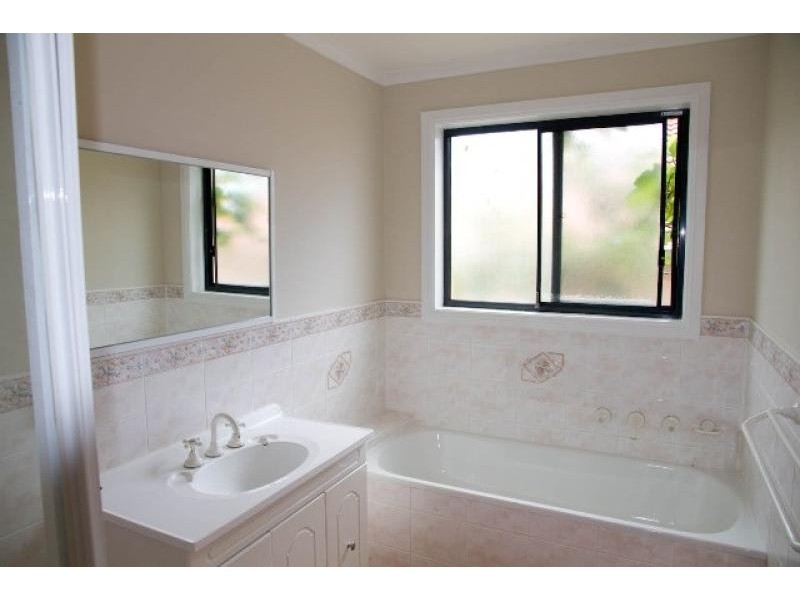 12 Lange Place, Bruce ACT 2617