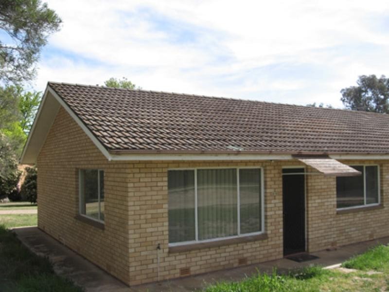 21B Mackellar Crescent, Cook ACT 2614