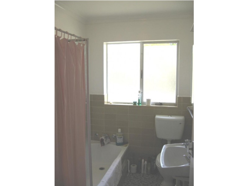 21B Mackellar Crescent, Cook ACT 2614