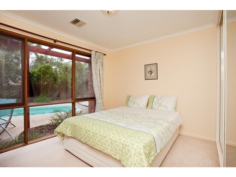 5 Dugdale Street, Cook ACT 2614