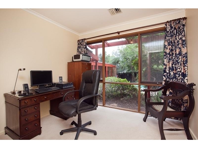 5 Dugdale Street, Cook ACT 2614