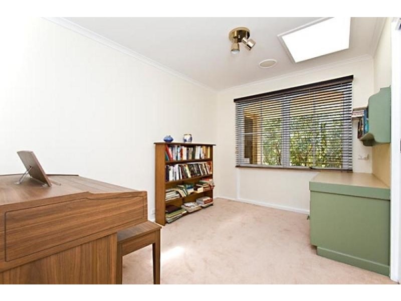 2 Waterman Place, Fraser ACT 2615
