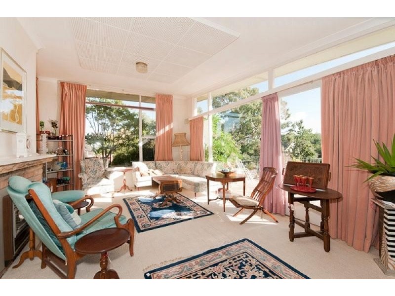 21 Gawler Crescent, Deakin ACT 2600