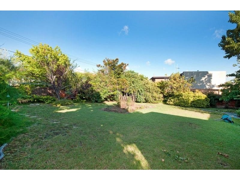 21 Gawler Crescent, Deakin ACT 2600