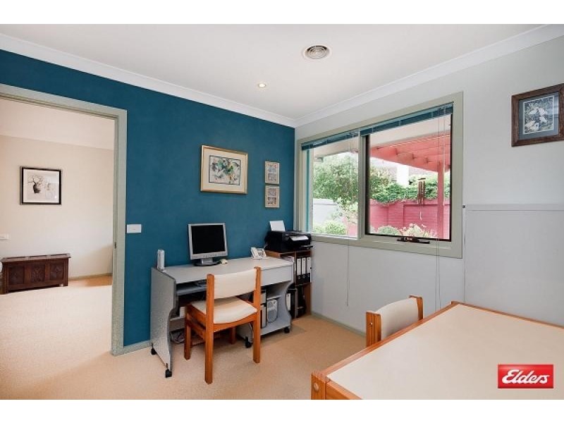 9 Mayo Street, Weetangera ACT 2614