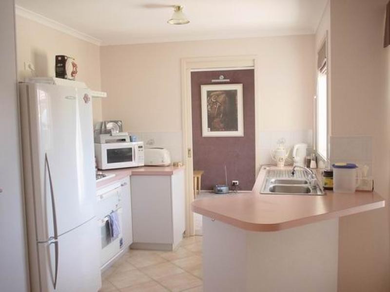 8 Alarmon Crescent, Dunlop ACT 2615