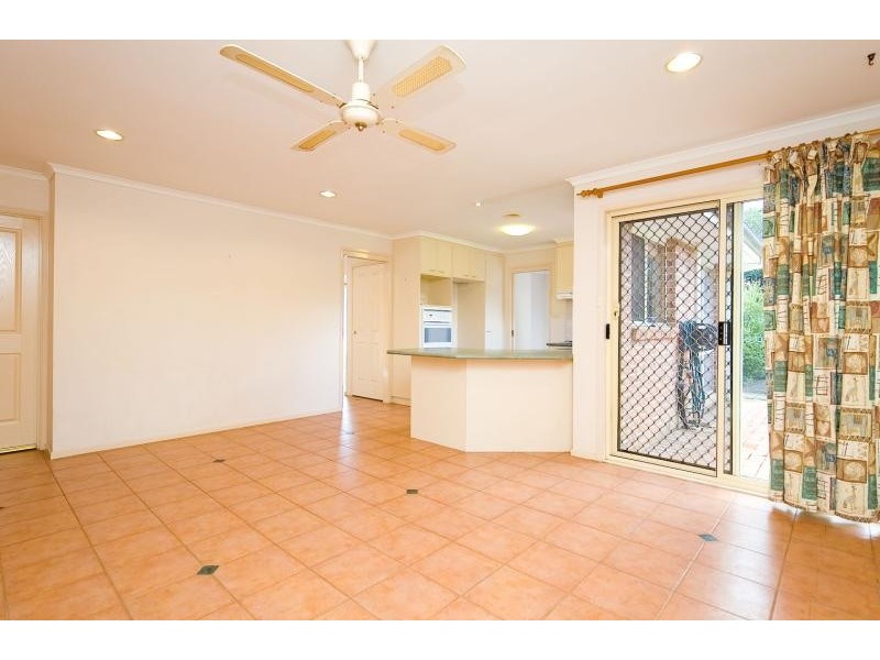 14 Dacomb Court, Dunlop ACT 2615